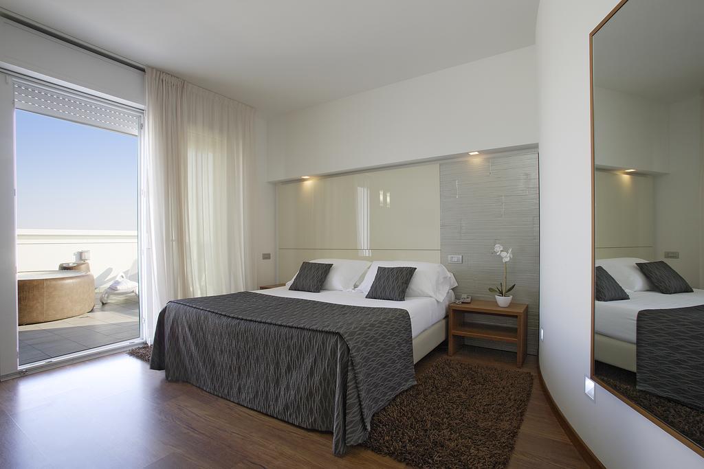 Hotel Park Ermitage & 4*