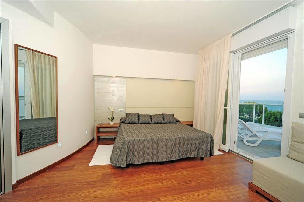 Hotel Park Ermitage & 4*